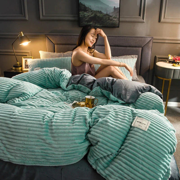 Luxurious and Comfortable Duvet Cover - DreamWeave