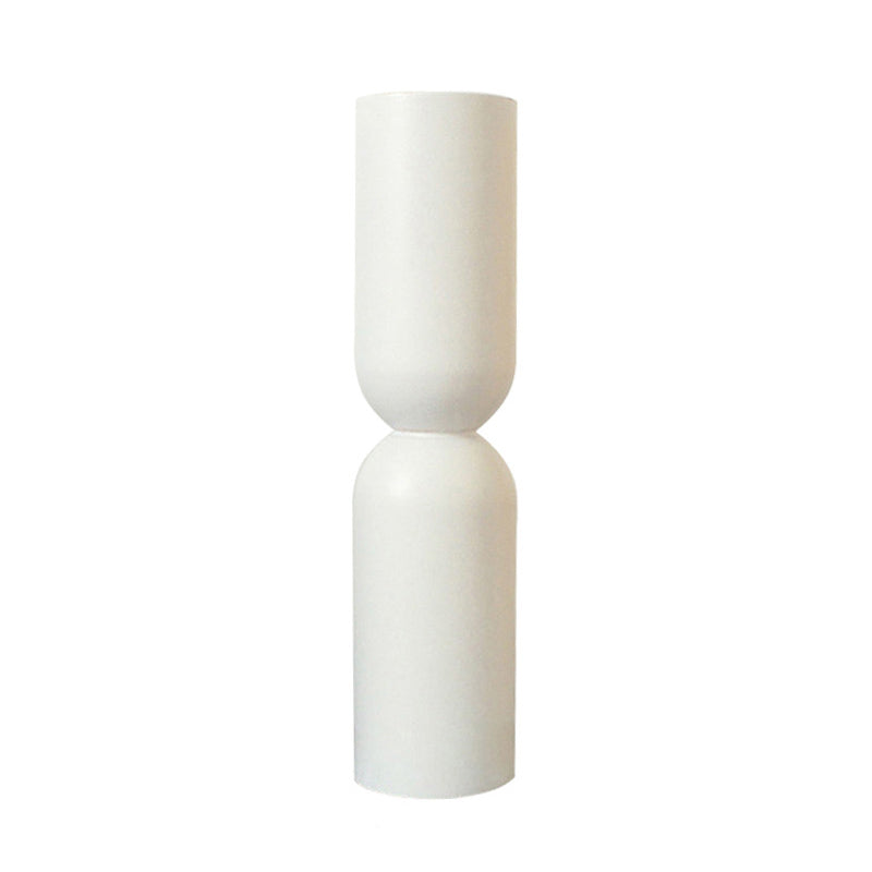 Denni Minimalist Candle Holder