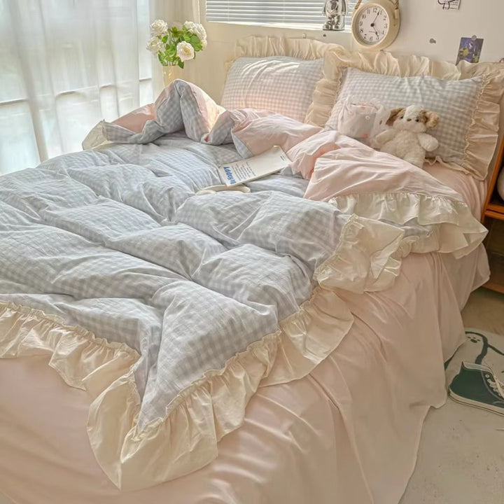Gingham Check Ruffled Edges Bedding Set