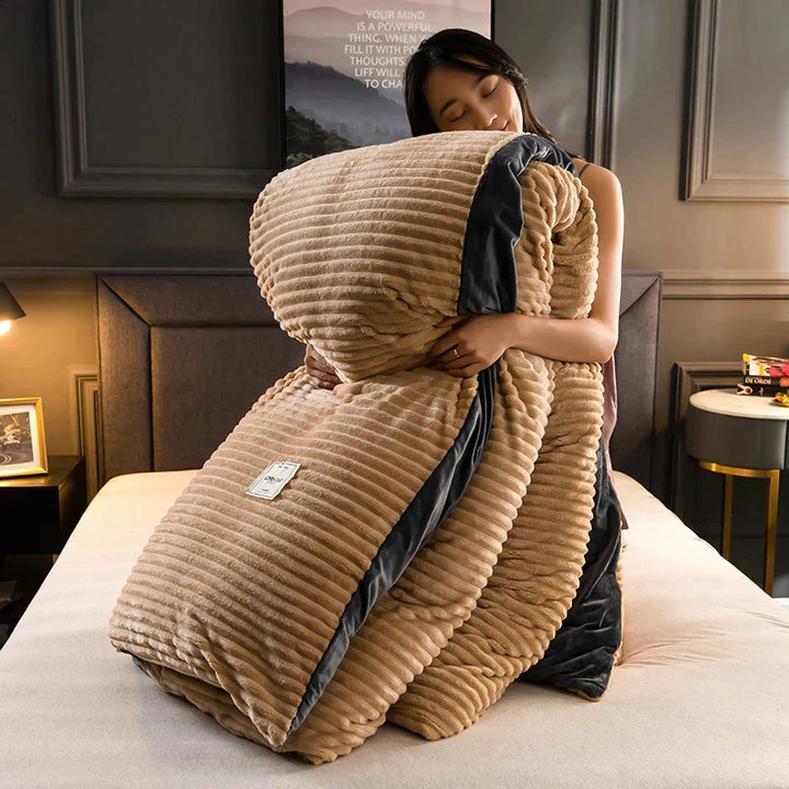 Luxurious and Comfortable Duvet Cover - DreamWeave