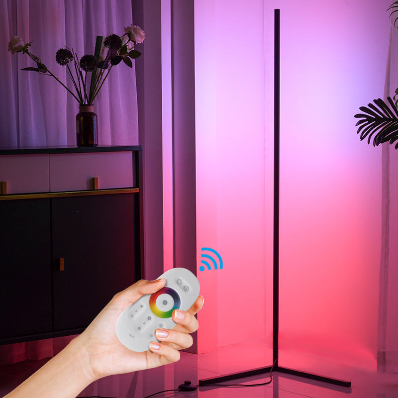 Corner floor lamp