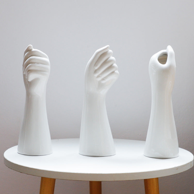 Gibbar Vase